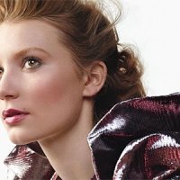 Mia Wasikowska