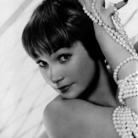 Shirley MacLaine