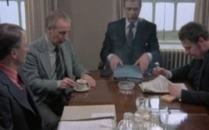 Tinker Tailor Soldier Spy (Dizi) 1. Sezon 1. Bölüm